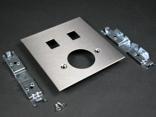 Product image for Wiremold S4046JRJ S4000 Combination Device Cover