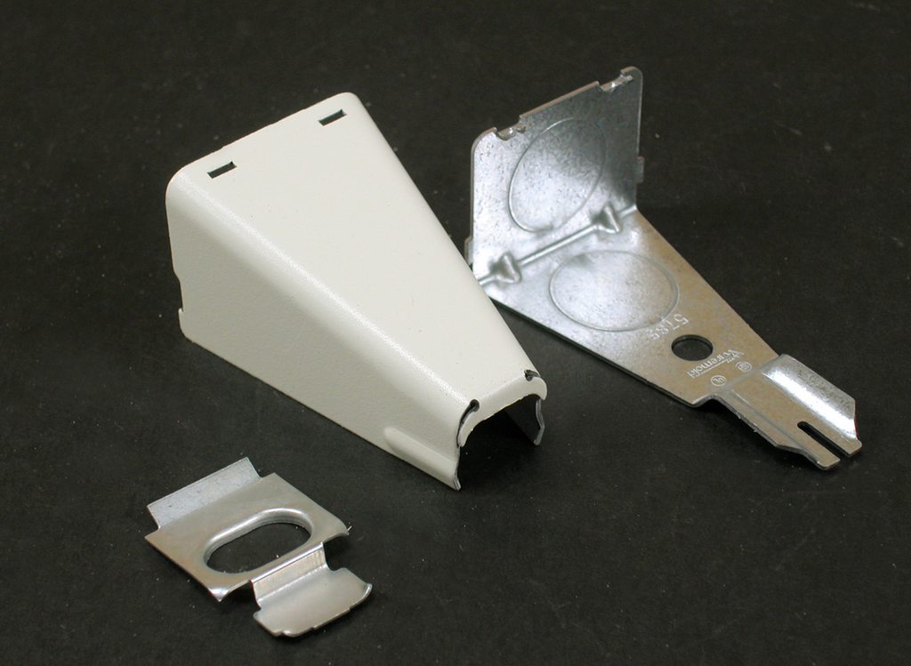 WMOL V5785 COMBINATION CONNECTOR IVORY