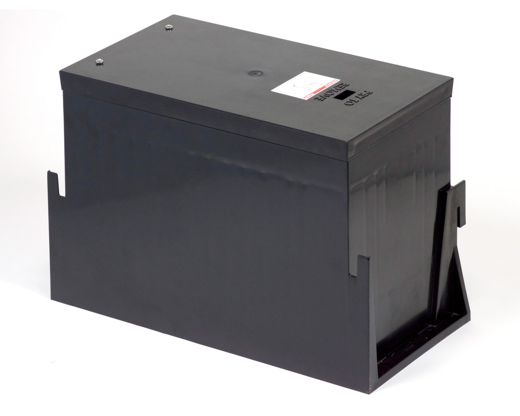 Mayer-DDS-Outdoor Ground Box-1