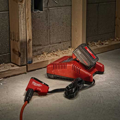 Milwaukee 271020 M18™ LithiumIon AC/DC Wall and Vehicle Charger