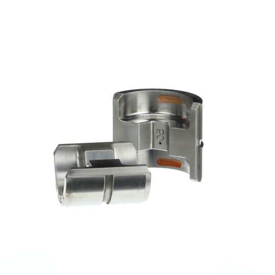 TB 15530SS
