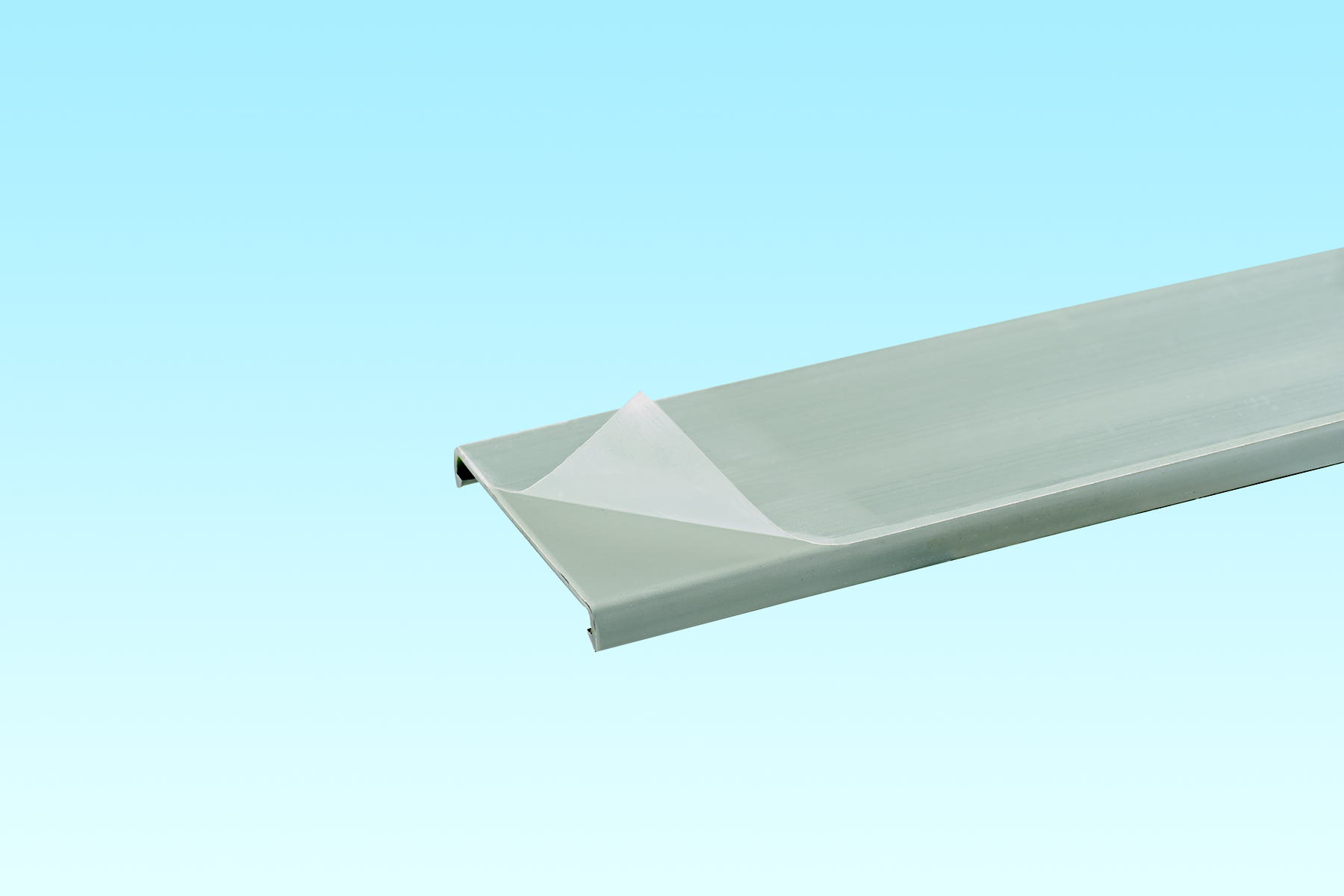 Product image for Panduit C1.5IB6-F Wiring Duct Flush Cover, PVC, 1.5"W X 6ft, w/Protective Film, Intrinsic Blue