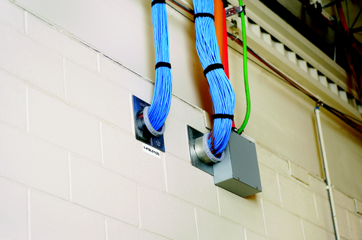 Product image for Panduit C300X100YK Raised Panel Label, Component Overlam, 3.0"W x 1.0"H (76.2mm x 25.4mm), Clear