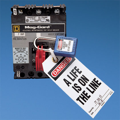 I-LINE CIRCUIT BREAKER LOCKOUT,RD,EA