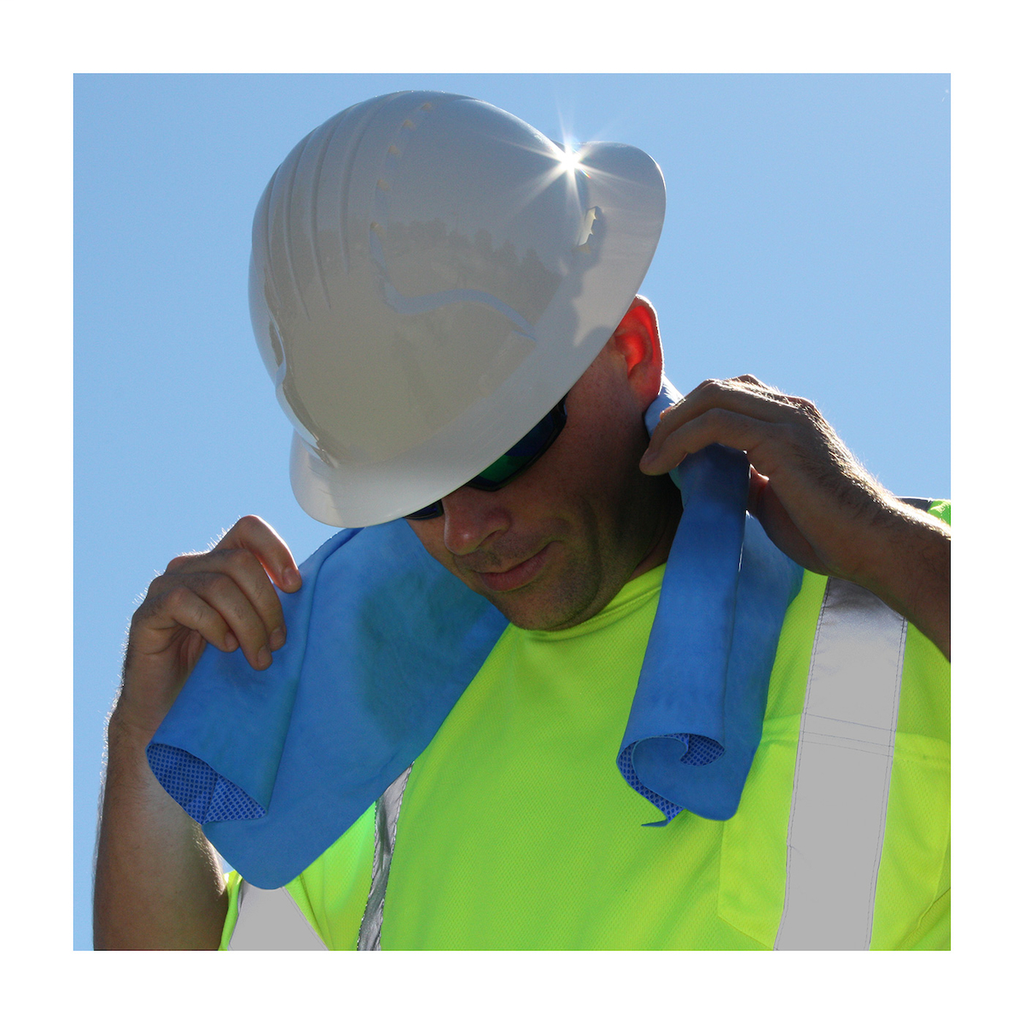 PIP 396-602-B Blue Polyvinyl Alcohol Outer Evaporative Safety Cooling Towel PIP 396-602-B Blue Polyvinyl Alcohol Outer Evaporative Safety Cooling Towel