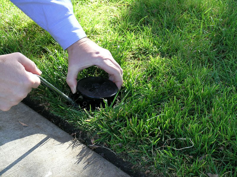 42064 - Maxi-Paw and Mini-Paw Pop-Up Impact Sprinkler Wrench and Lifting Tool