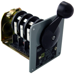 2601AF2 - Switch, reversing drum, 2 HP at 230 VAC single phase, 2 HP at 575 VAC polyphase, handle operated, NEMA 13 flush
