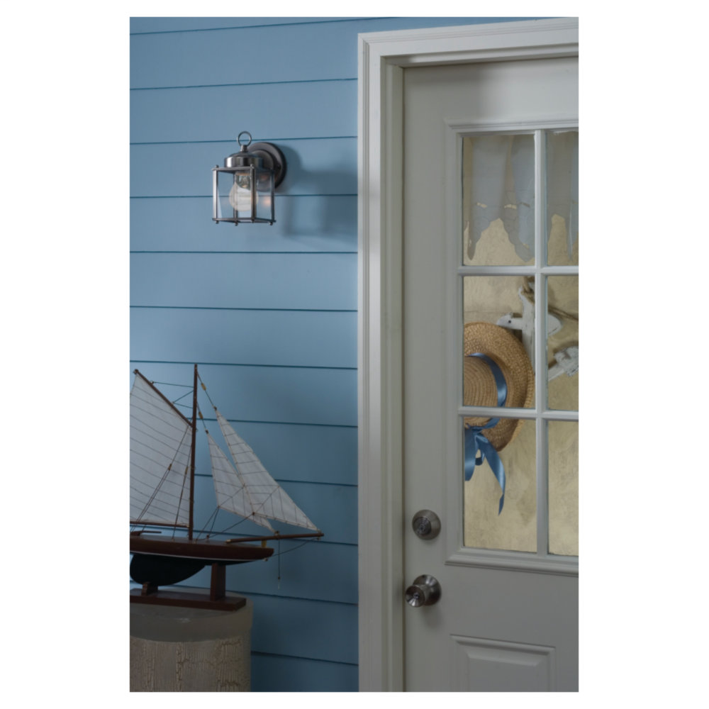 One Light Outdoor Wall Lantern 8592001EN3-12