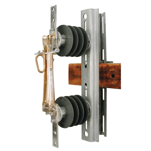 15.5 kV, 110 kV BIL, 900 A, Porcelain (2 1/4" Bolt Circle) insulation, M3 Switch