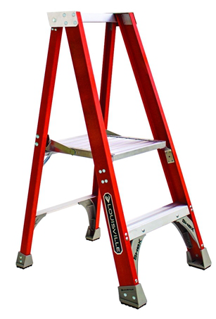 Product image for L-VIL FP1502 2FT FG PLATFORM STEPLADDER TYPE IA 300LB FIBERGLASS PLATFORM LADDER