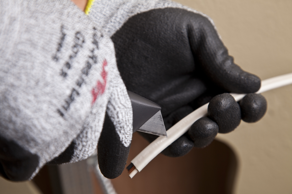 Product image for 3M CGXL-CR Cut Resistant Extra Large Comfort Grip Gloves