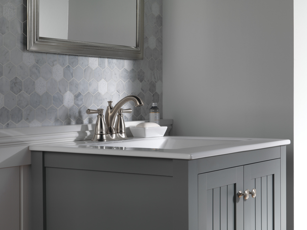 Delta Linden™: Traditonal Two Handle Centerset Bathroom Faucet - Two Handle Lever - Stainless