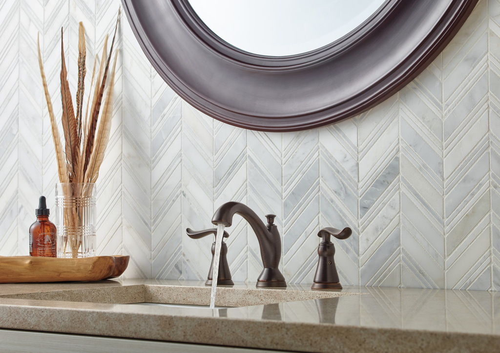 Delta Linden™: Two Handle Widespread Bathroom Faucet - Two Handle Lever - Venetian Bronze