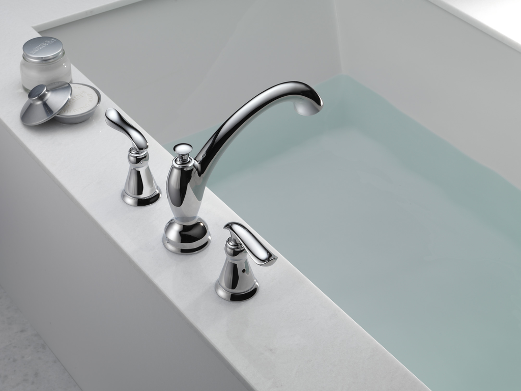 Delta Linden™: Roman Tub Trim - Two Handle Lever - Chrome