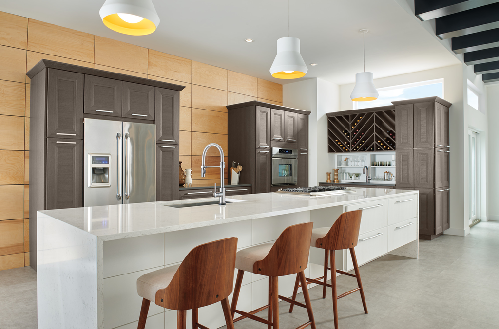 Delta Trinsic®: Single Handle Pull-Down Bar / Prep Faucet - Single Handle Lever - Arctic Stainless