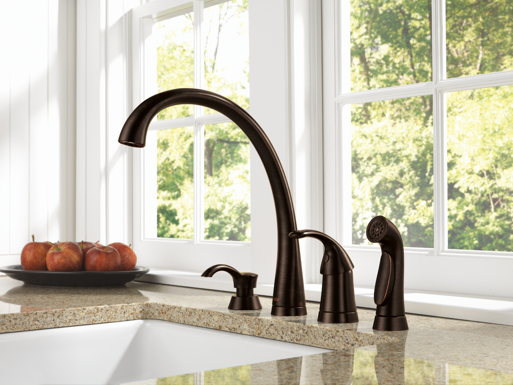 Delta Deluca™: Soap / Lotion Dispenser - Venetian Bronze
