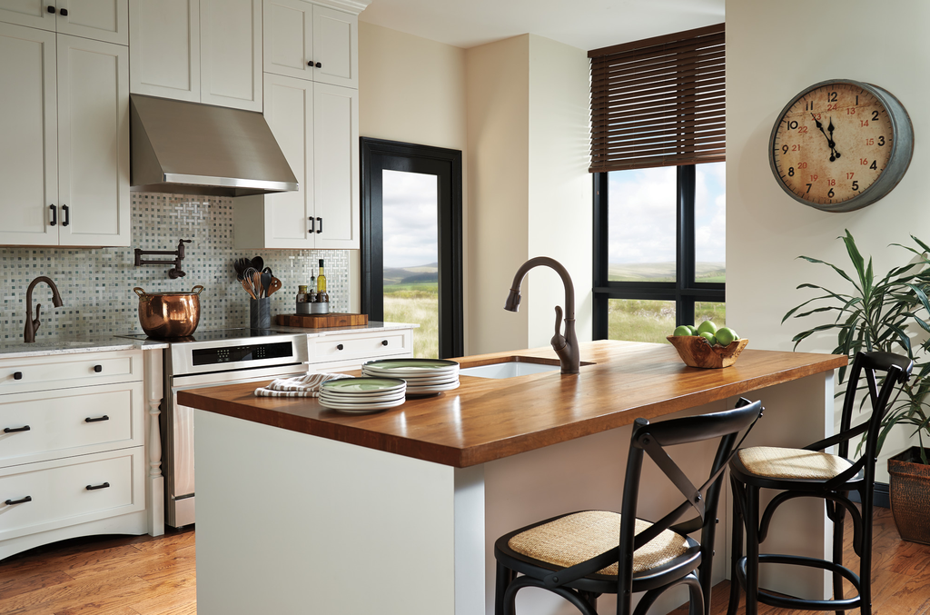 Delta Leland®: Single Handle Pull-Down Kitchen Faucet With Shieldspray® Technology - Single Handle Lever - Venetian Bronze