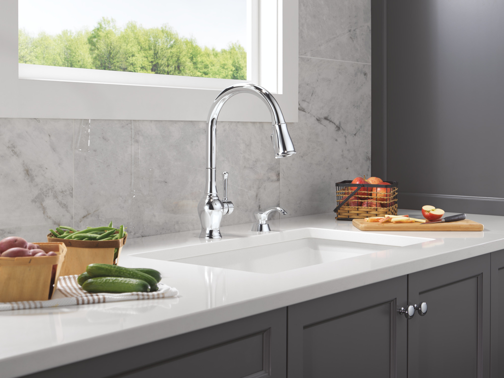 Delta Deluca™: Soap / Lotion Dispenser - Chrome