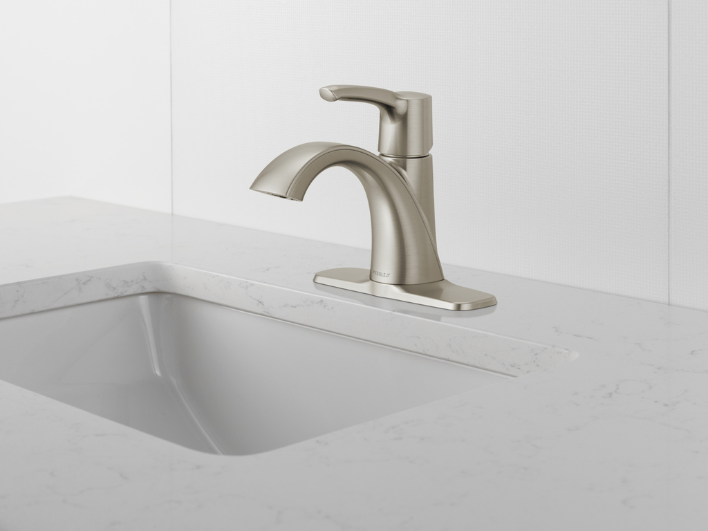 Peerless Parkwood®: Single Handle Lavatory Faucet - Single Handle Lever - Brushed Nickel