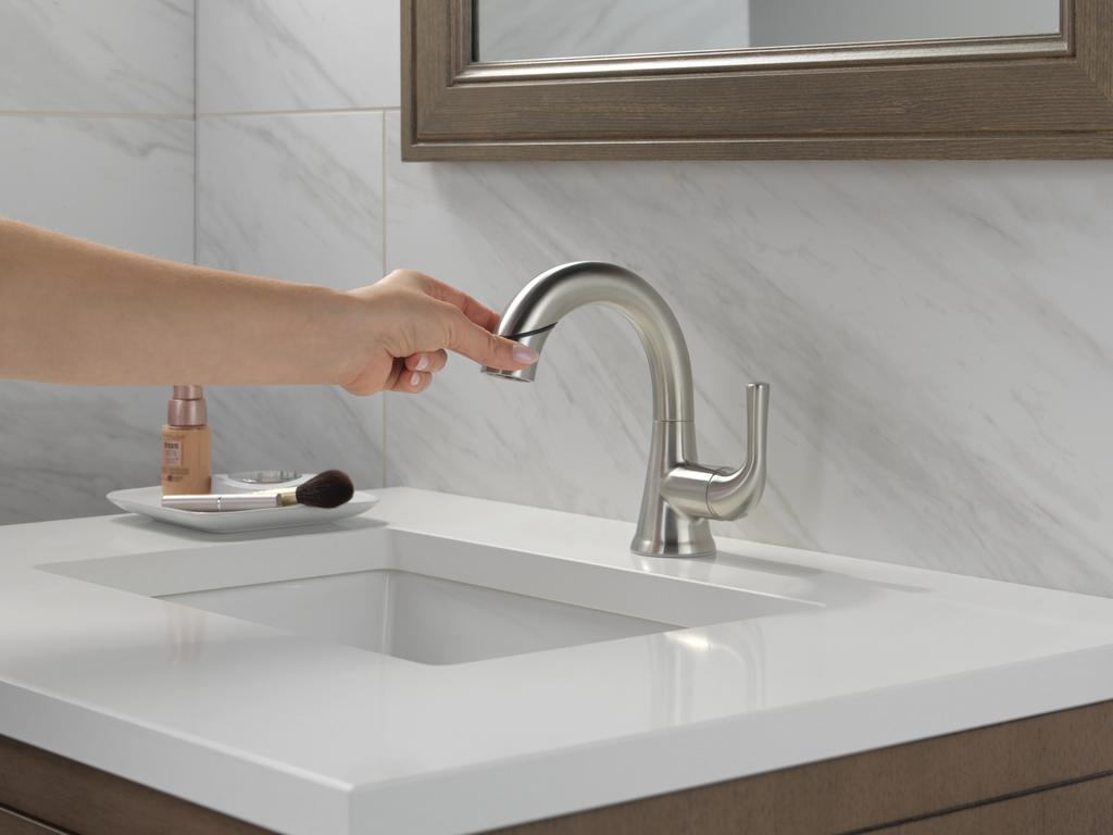 Delta Kayra®: Single Handle Pull-Down Bathroom Faucet - Single Handle Lever - Stainless