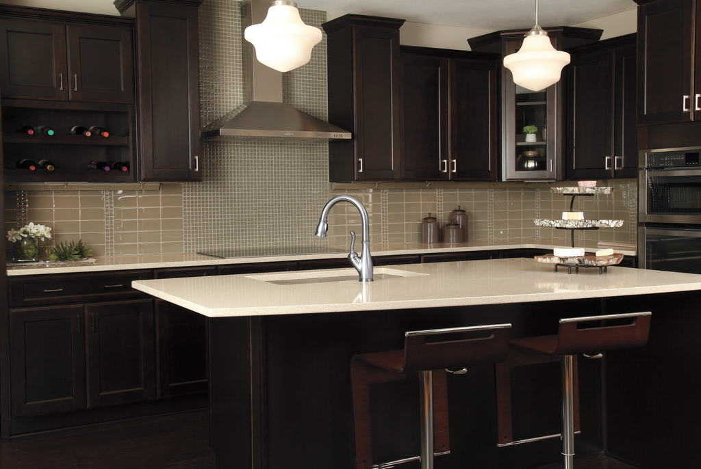 Delta Leland®: Single Handle Pull-Down Kitchen Faucet With Touch2O® And Shieldspray® Technologies - Single Handle Lever - Arctic Stainless