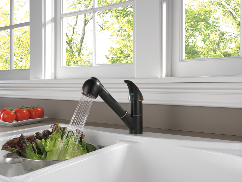 Peerless Core: Kitchen Pull-Out Faucet - Single Handle Lever - Oil Rubbed Bronze