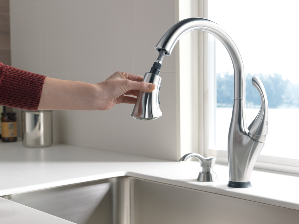 Delta Deluca™: Soap / Lotion Dispenser - Arctic Stainless
