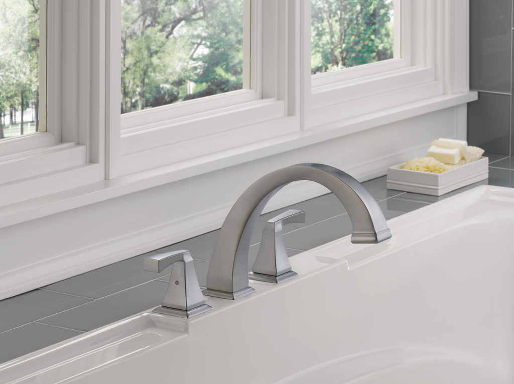 Delta Dryden™: Roman Tub Trim - Two Handle Lever - Stainless