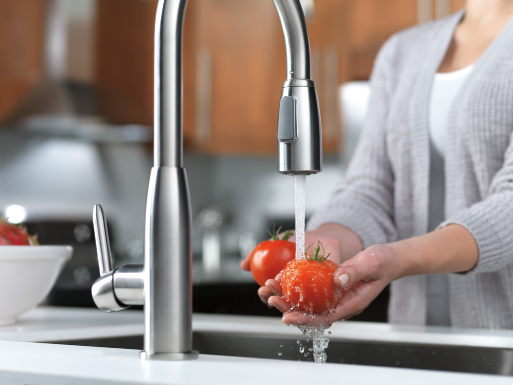 Peerless Core: Single Handle Kitchen Pull-Down - Single Handle Lever - Stainless