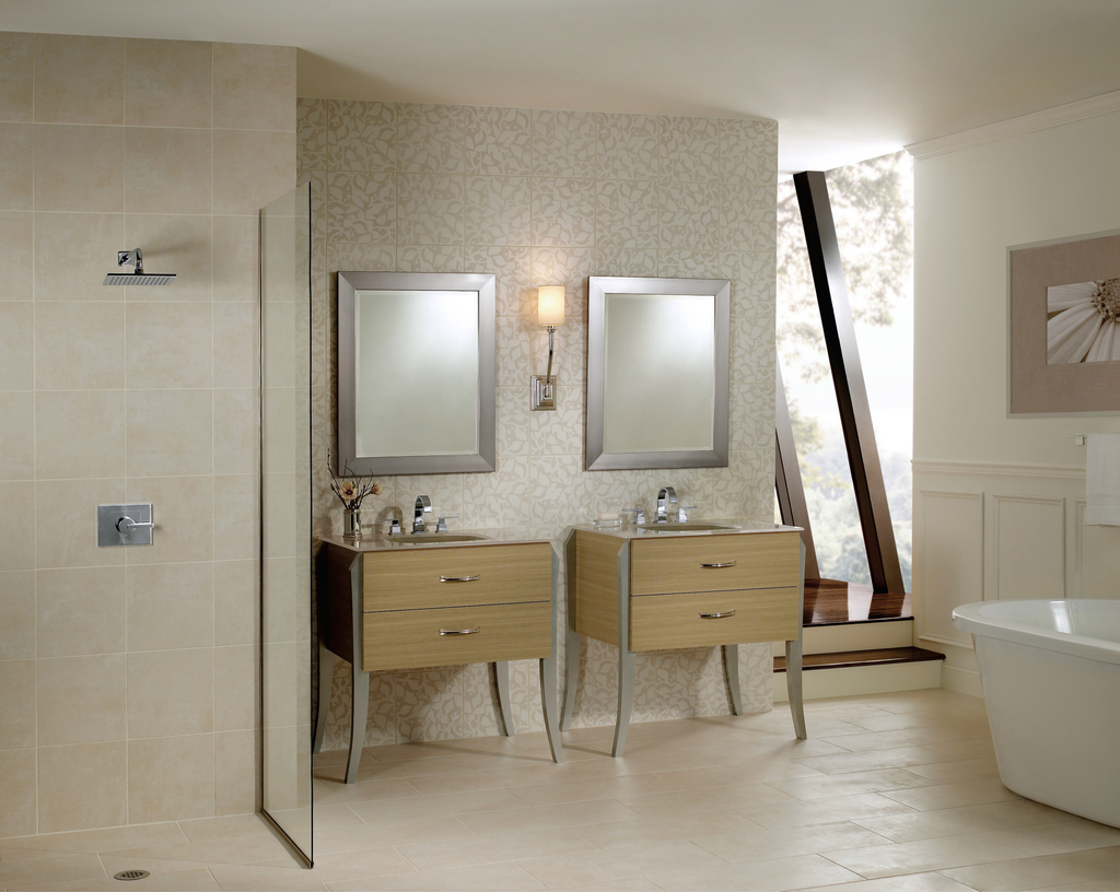 Delta Vero®: Two Handle Widespread Bathroom Faucet - Two Handle Blade - Chrome