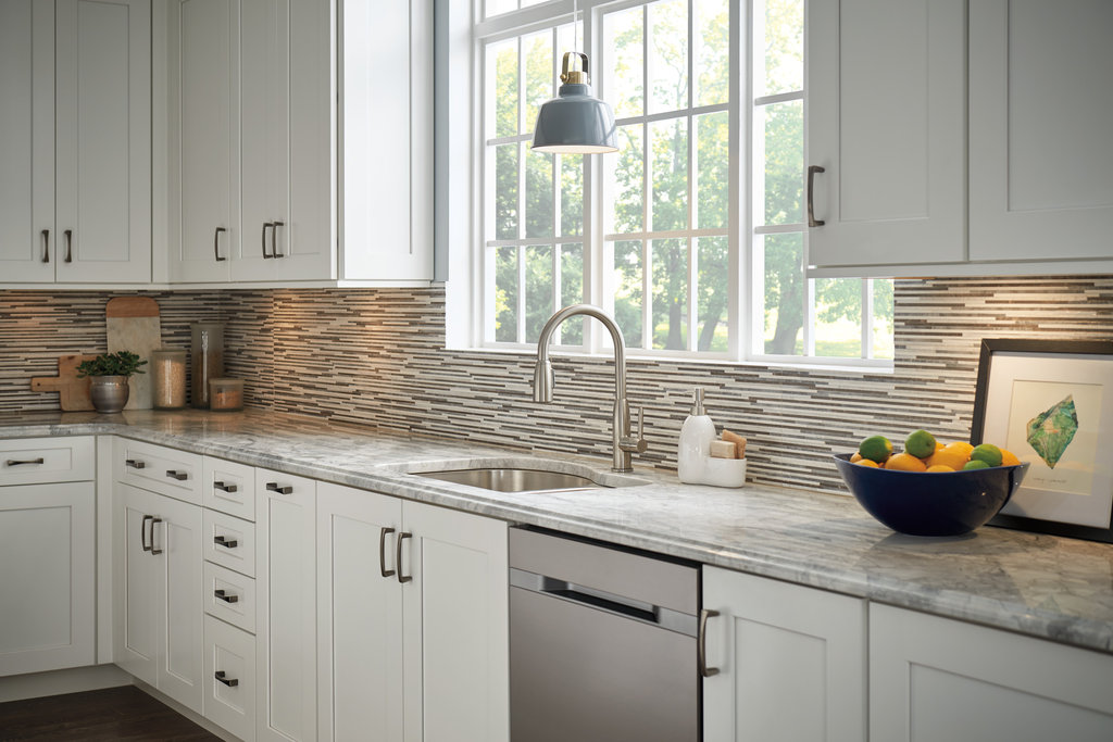 Peerless Core: Single Handle Kitchen Pull-Down - Single Handle Lever - Stainless
