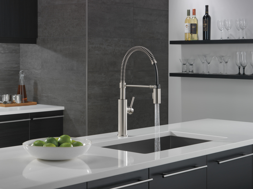 Delta Antoni®: Single-Handle Pull-Down Spring Kitchen Faucet - Single Handle Lever - Spotshield Stainless