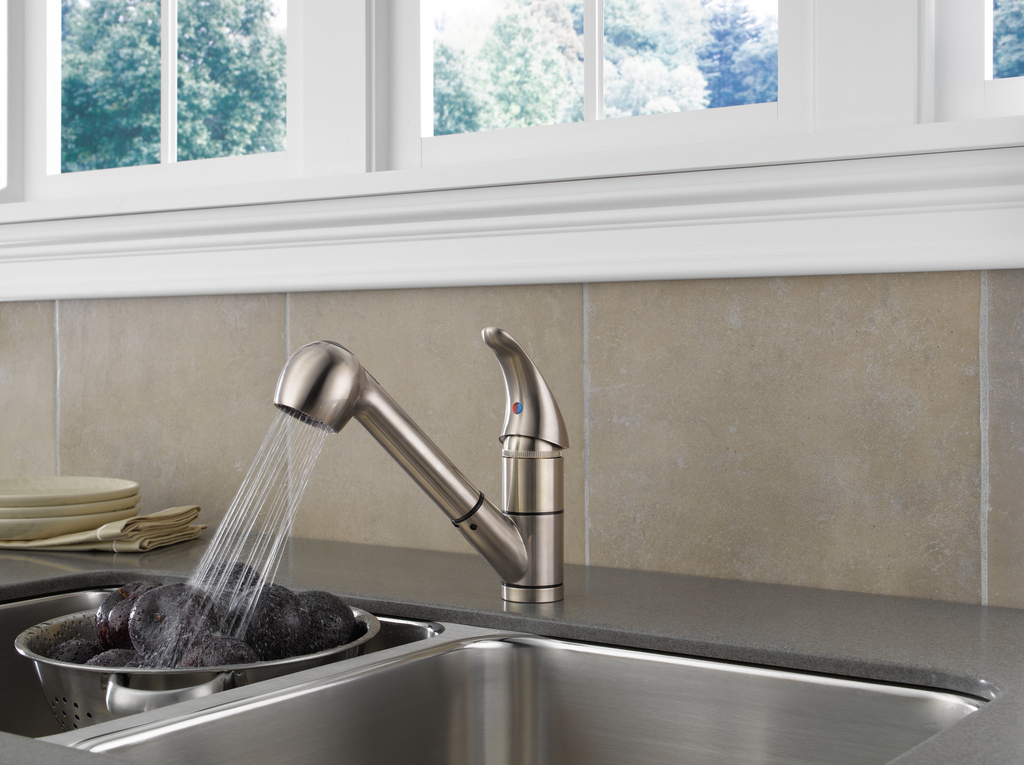 Peerless Core: Kitchen Pull-Out Faucet - Single Handle Lever - Stainless