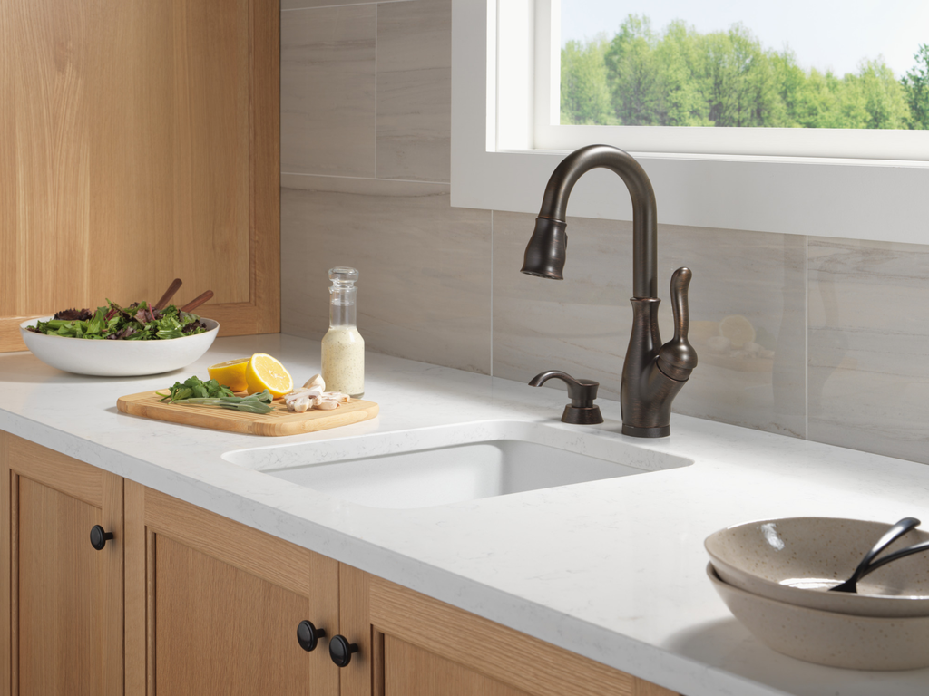 Delta Deluca™: Soap / Lotion Dispenser - Venetian Bronze