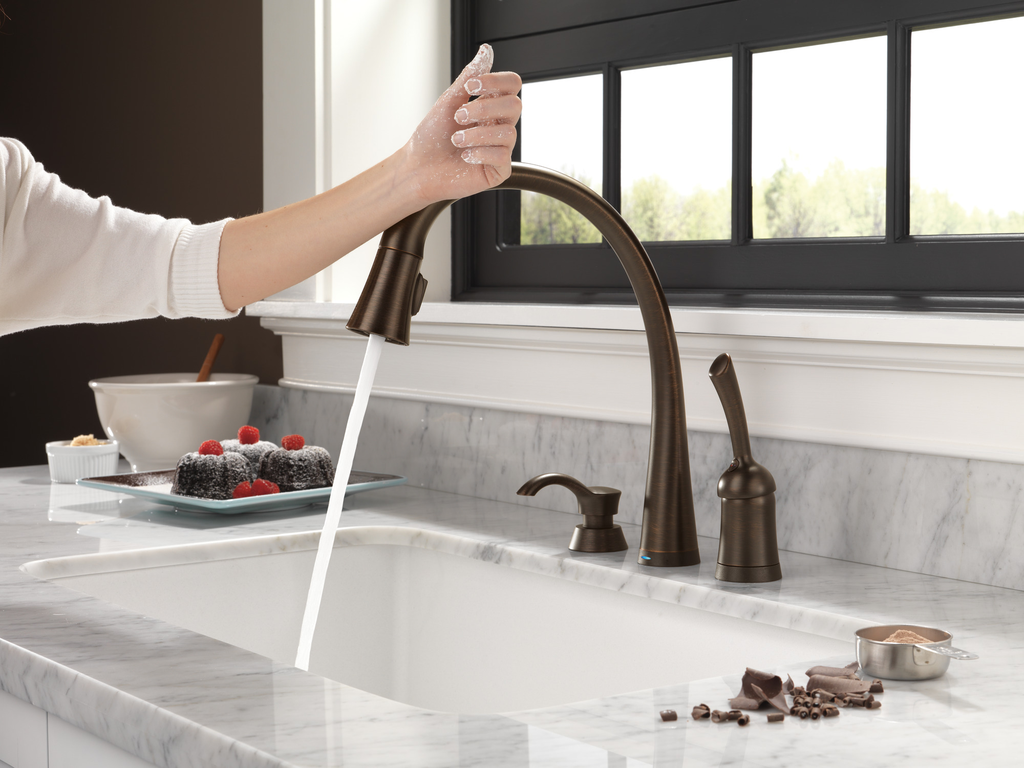 Delta Deluca™: Soap / Lotion Dispenser - Venetian Bronze
