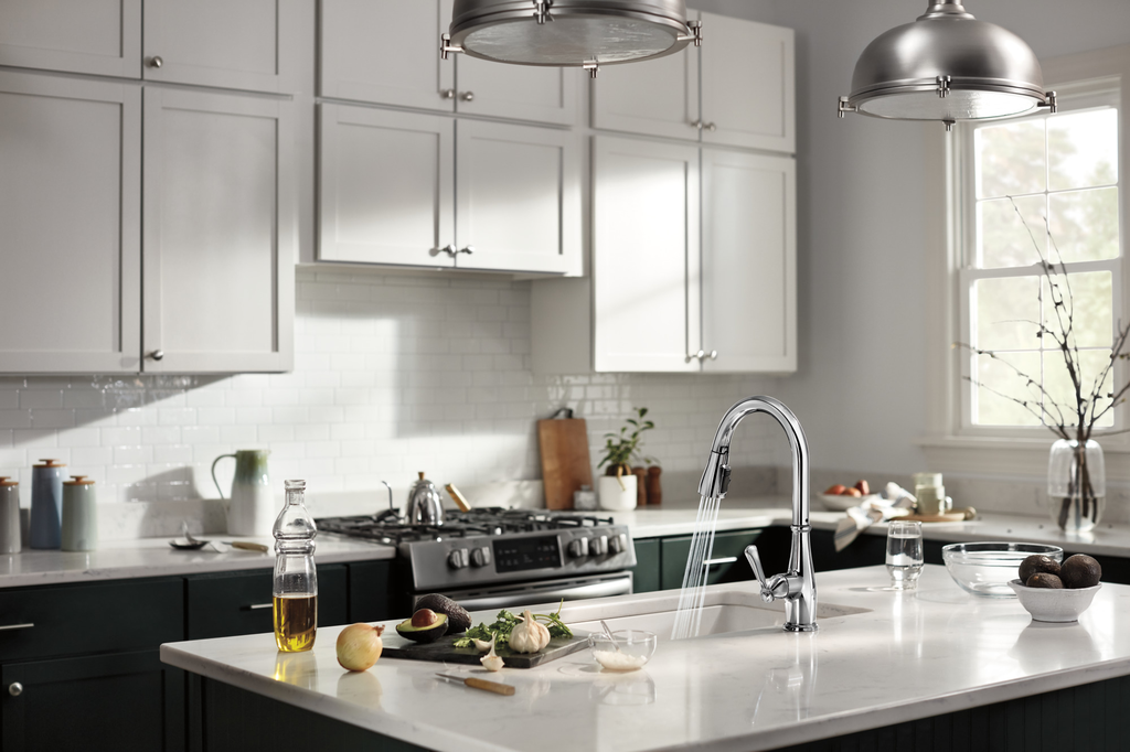 Peerless Elmhurst®: Single-Handle Pull-Down Kitchen Faucet - Electronic - Chrome