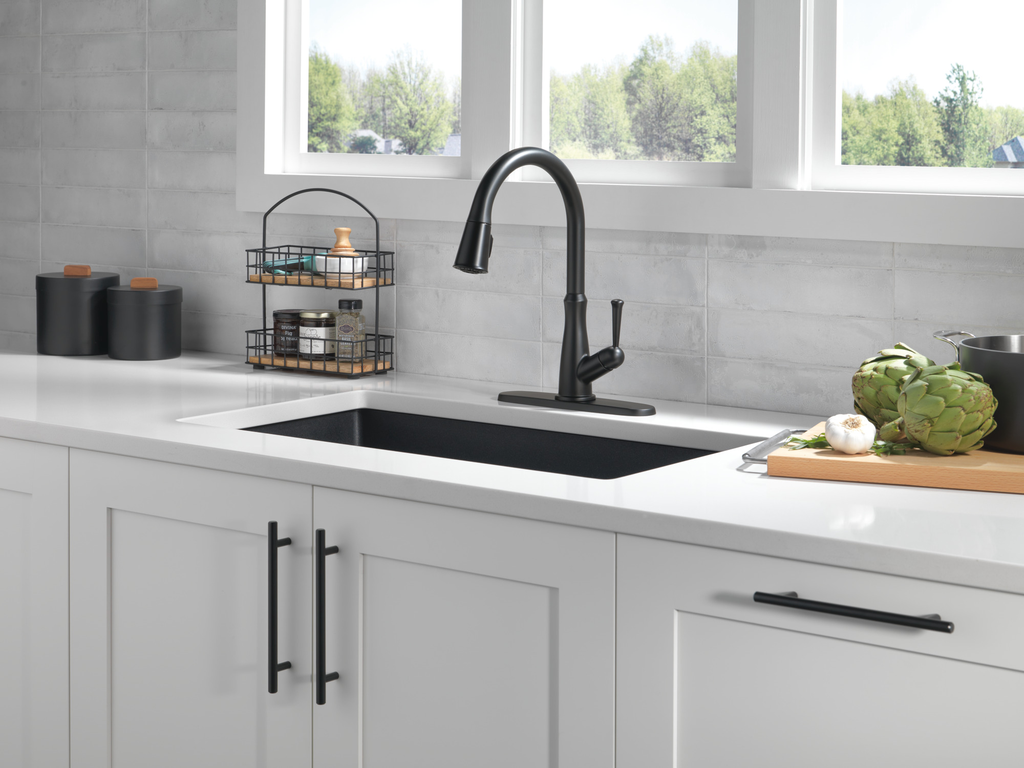 Delta Westville®: Single Handle Pull-Down Kitchen Faucet - Single Handle Lever - Matte Black