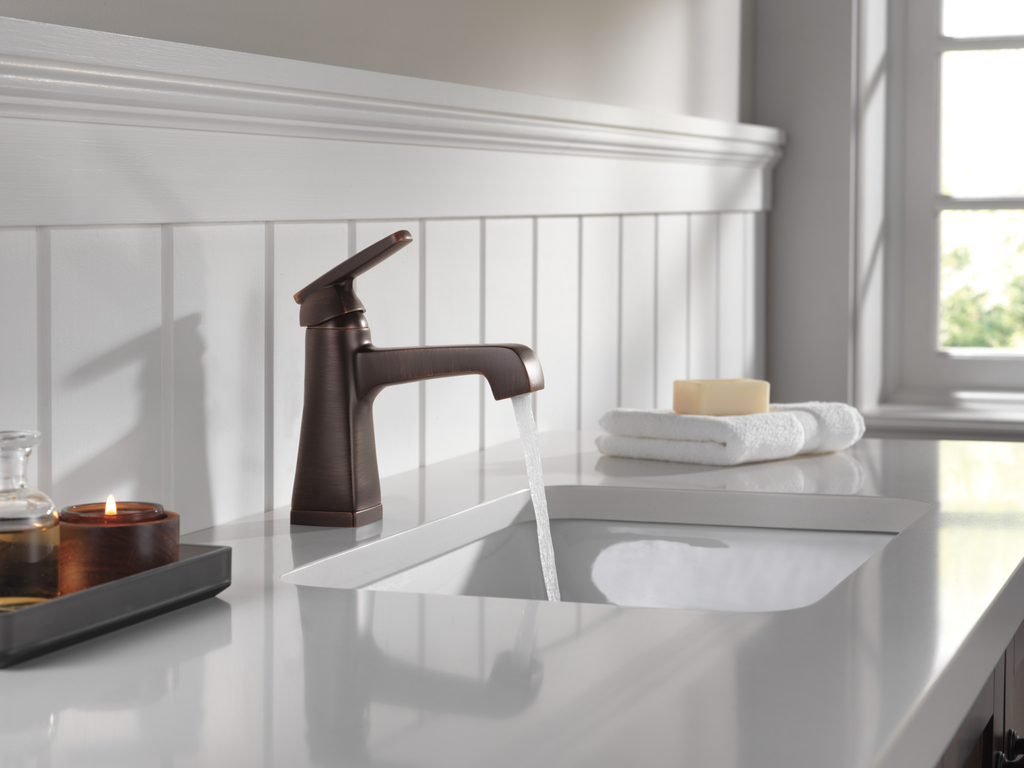 Delta Ashlyn®: Single Handle Bathroom Faucet - Single Handle Lever - Venetian Bronze