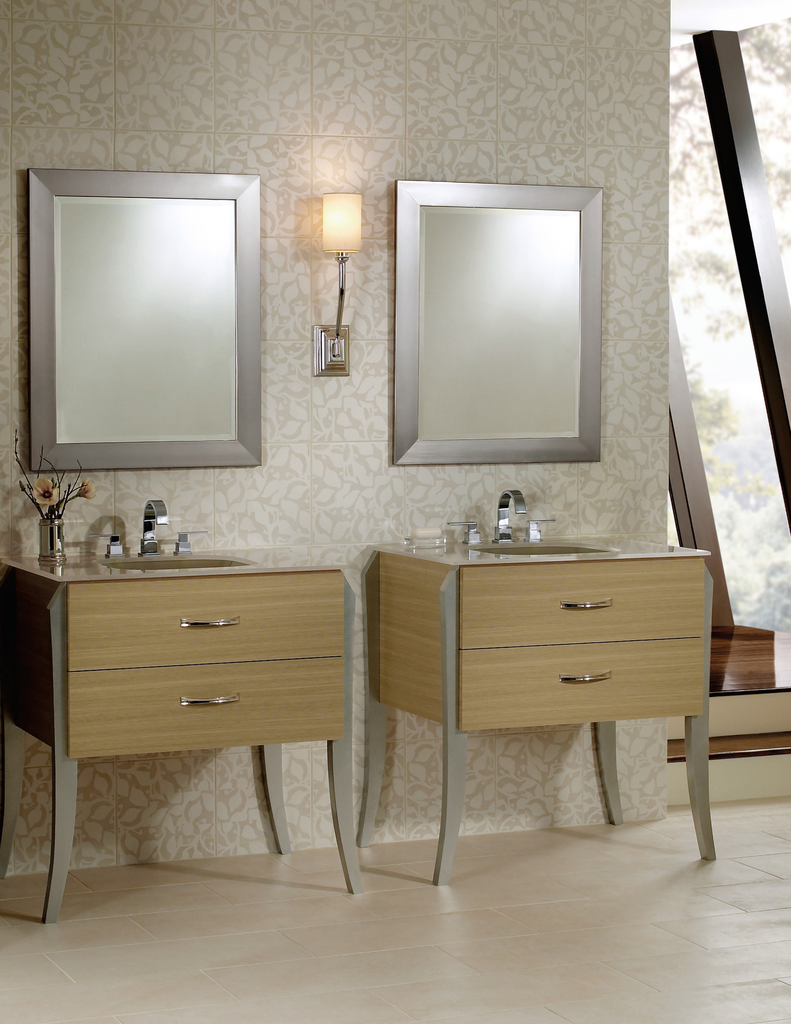 Delta Vero®: Two Handle Widespread Bathroom Faucet - Two Handle Blade - Chrome