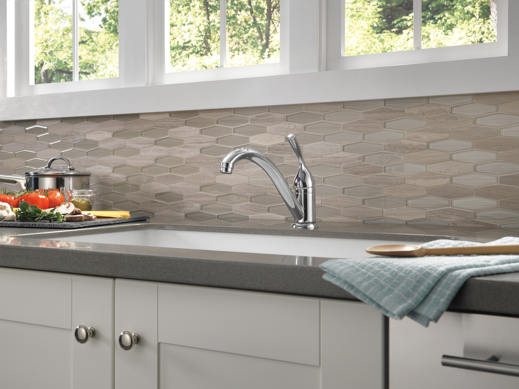 Delta 134 / 100 / 300 / 400 Series: Single Handle Kitchen Faucet - Single Handle Lever - Chrome