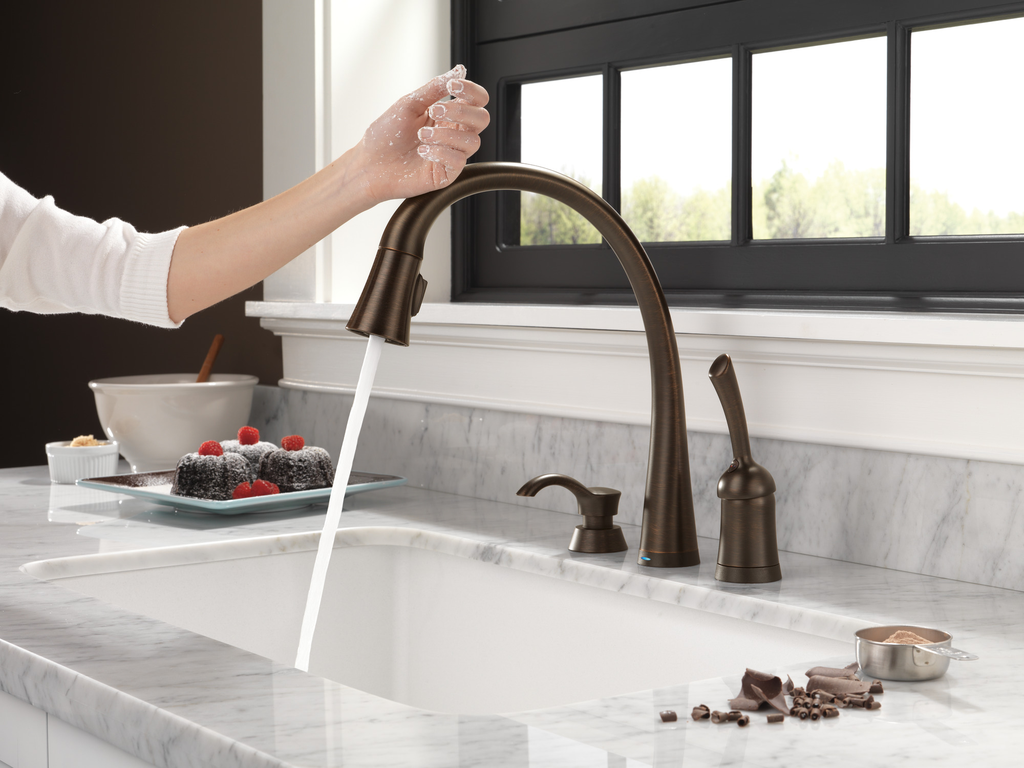 Delta Deluca™: Soap / Lotion Dispenser - Venetian Bronze