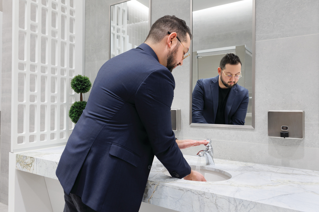 Commercial 87T: Single Hole Metering Slow-Close Bathroom Faucet - Single Handle Lever - Chrome