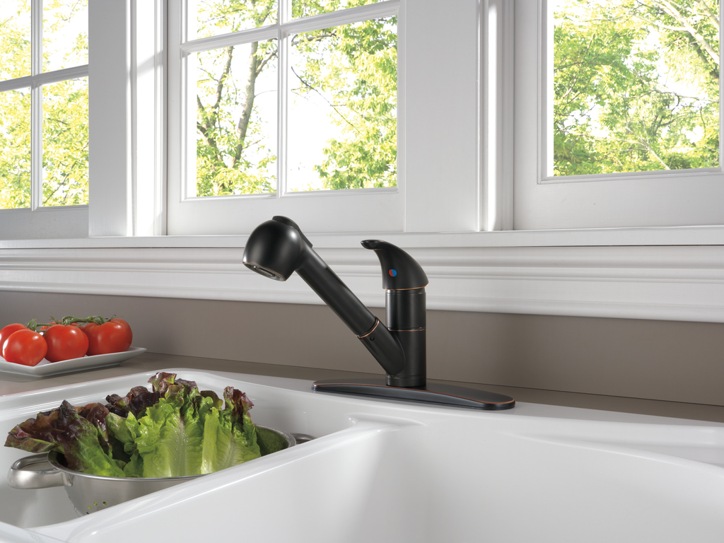 Peerless Core: Kitchen Pull-Out Faucet - Single Handle Lever - Oil Rubbed Bronze