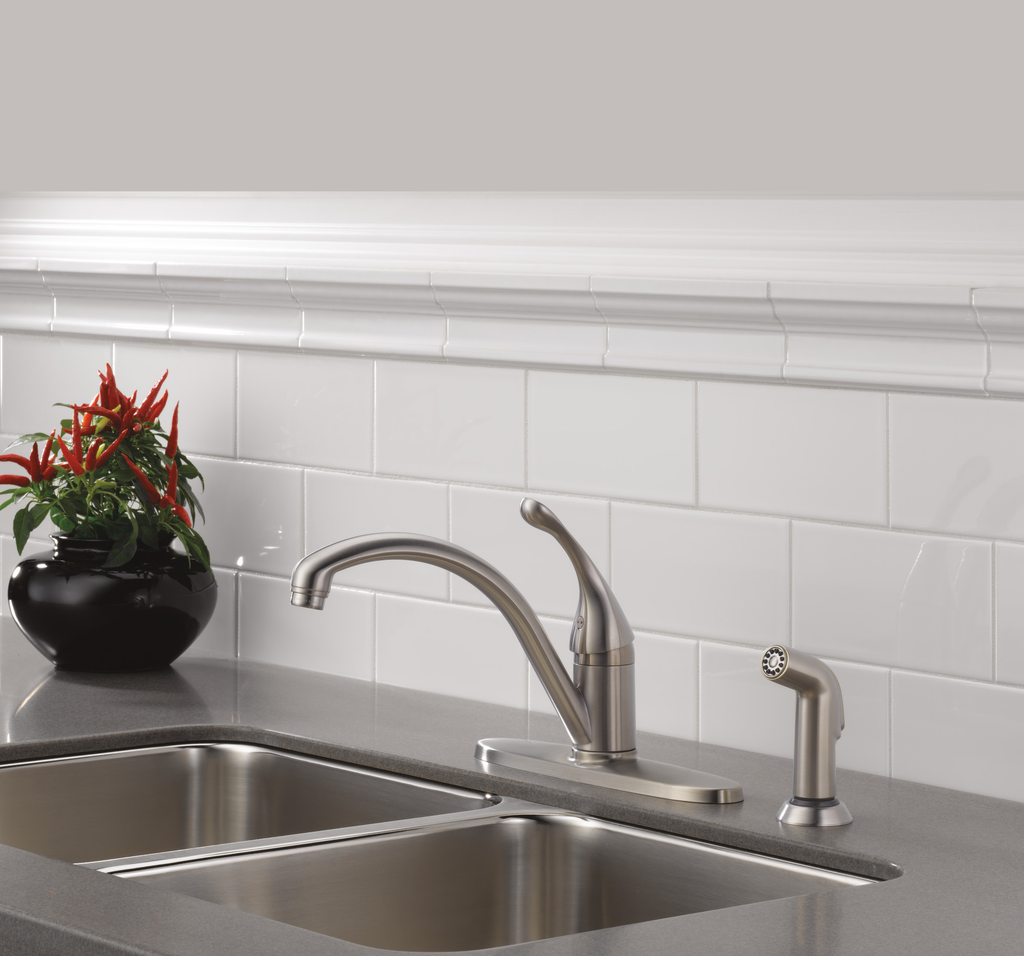 Delta Collins™: Single Handle Kitchen Faucet With Spray - Single Handle Lever - Stainless