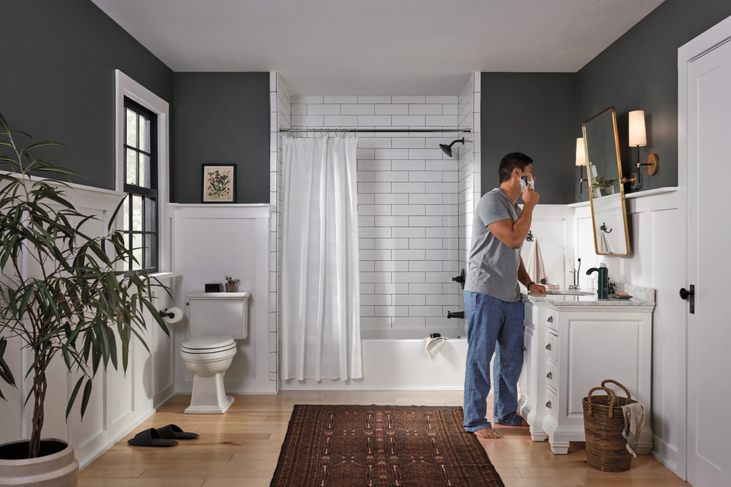 Peerless Elmhurst®: Tub Shower Trim Kit - Single Handle Lever - Oil Rubbed Bronze