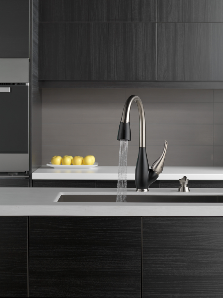 Delta Deluca™: Soap / Lotion Dispenser - Stainless