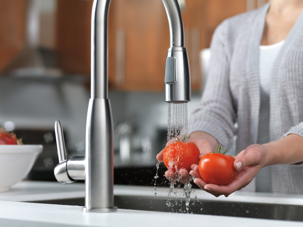 Peerless Core: Single Handle Kitchen Pull-Down - Single Handle Lever - Stainless