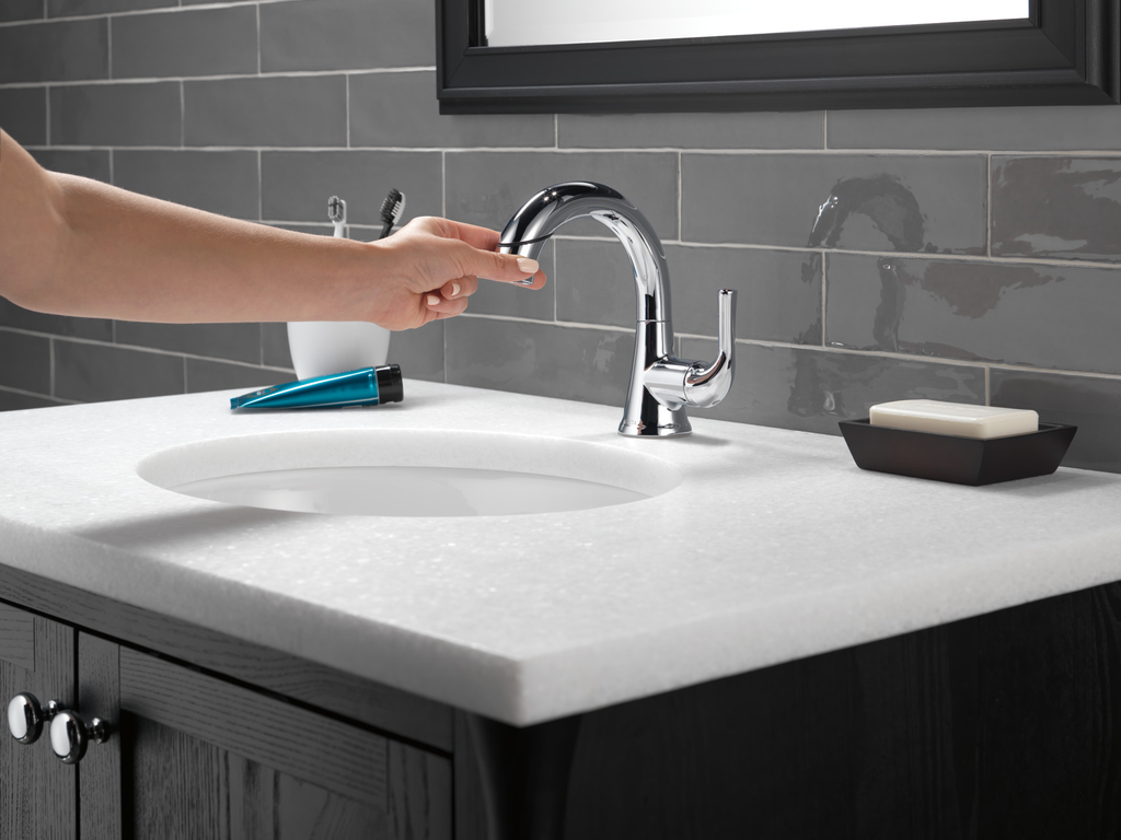 Delta Kayra®: Single Handle Pull-Down Bathroom Faucet - Single Handle Lever - Chrome