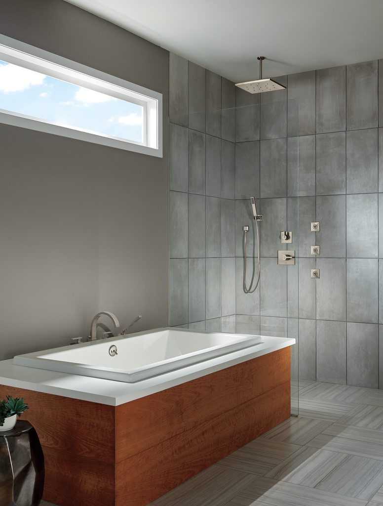 Delta Universal Showering Components: Ceiling Mount Shower Arm & Flange - Stainless