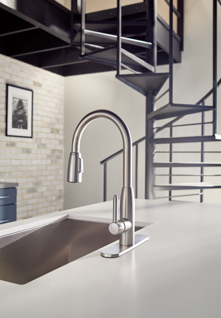 Peerless Core: Single Handle Kitchen Pull-Down - Single Handle Lever - Stainless